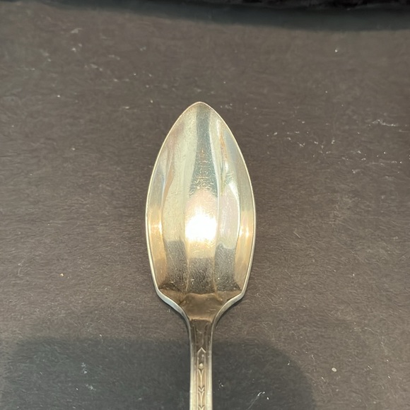 Oneida Clayborne Rockford Co. Silverplate oval soup spoons - Picture 5 of 6